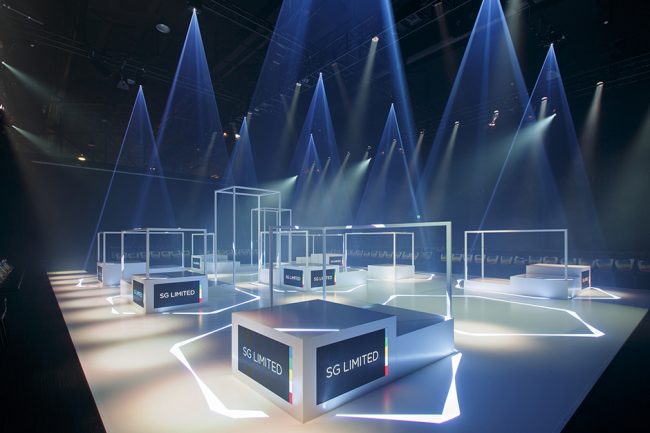 Sportsgirl SS15 Runway lasers